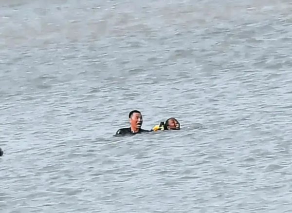 金领速配 痛心！他才38岁！一直在救人，这次付出了生命…网友：最值得尊敬的中国医生